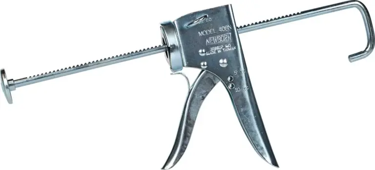 Applicator gun