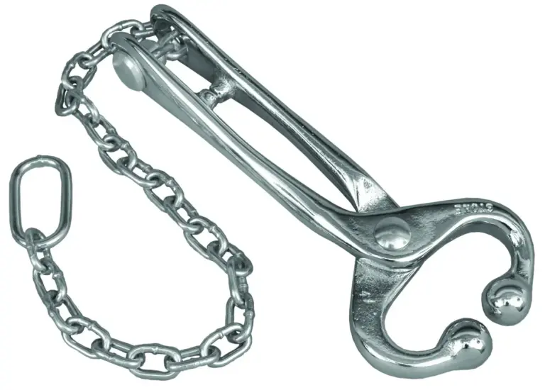 Heavy duty chain plug