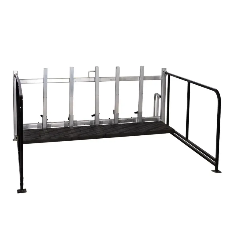 Aluminum show rail - image 2