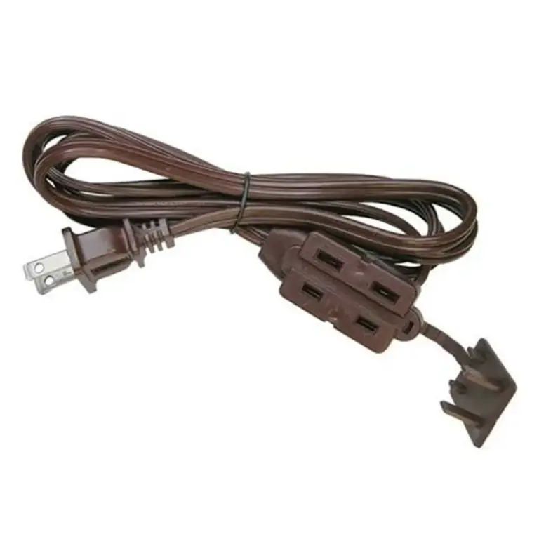 Light duty extension cord